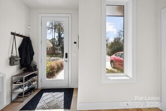 1553 Pinecrest Ave in Charlotte, NC - Building Photo - Building Photo