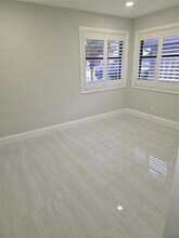 6701 W Wedgewood Ave in Davie, FL - Building Photo - Building Photo