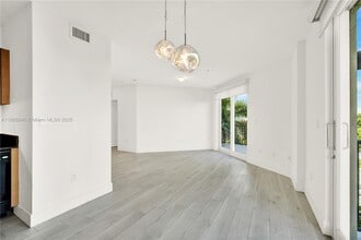2701 SW 3rd Ave in Miami, FL - Building Photo - Building Photo
