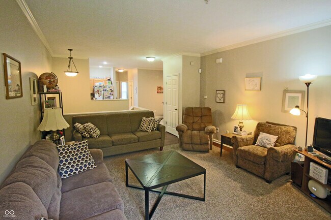1124 Reserve Way in Indianapolis, IN - Building Photo - Building Photo