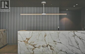 138 Downes St in Toronto, ON - Building Photo - Building Photo