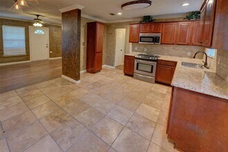 1212 Marshalldale Dr in Arlington, TX - Building Photo - Building Photo