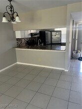 2660 Kings Lake Blvd in Naples, FL - Building Photo - Building Photo