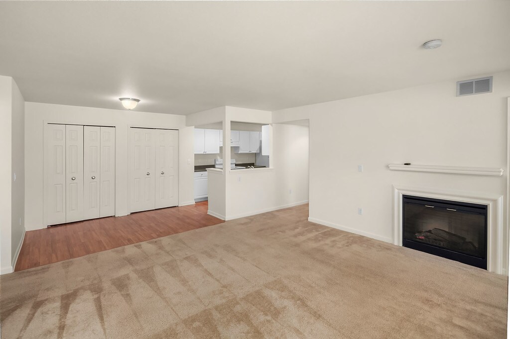 Mallard Pond Apartments & Condos in Howell, MI