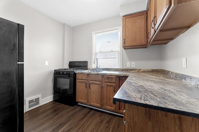 1847 8th St in Wyandotte, MI - Building Photo - Building Photo