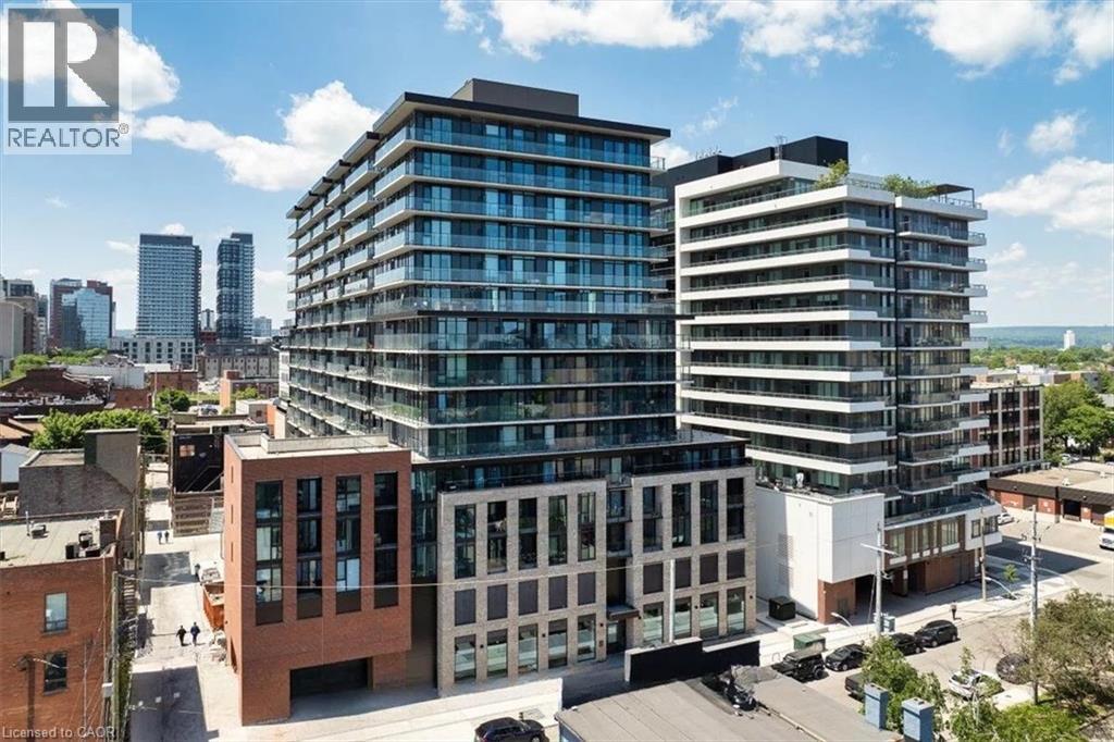 1 Jarvis St in Hamilton, ON - Building Photo