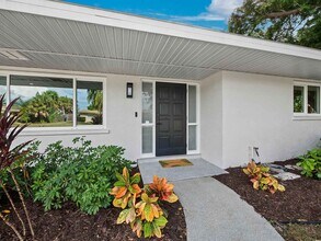 3142 Rose St in Sarasota, FL - Building Photo - Building Photo