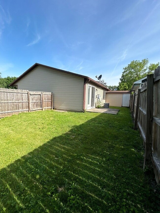 property at 1121 S 23rd St