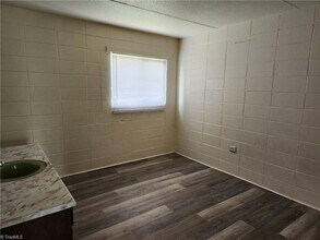 403 S Crutchfield St in Dobson, NC - Building Photo - Building Photo