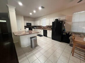 2301 Lou John St in Austin, TX - Building Photo - Building Photo