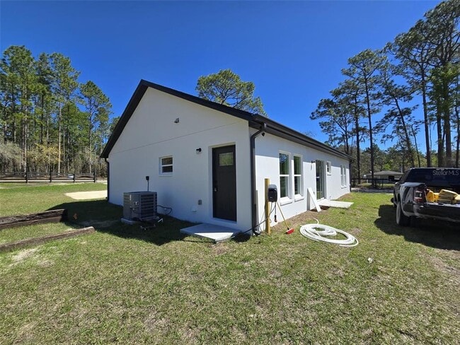 11670 SE 55th Ln in Morriston, FL - Building Photo - Building Photo