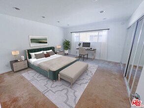 6752 Hillpark Dr in Los Angeles, CA - Building Photo - Building Photo