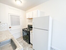5051 N Glenwood Ave, Unit #1H in Chicago, IL - Building Photo