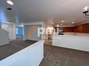 3200 Puffin Cir in Fairfield, CA - Foto de edificio - Building Photo