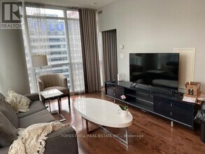 55-3555 Bremner Blvd in Toronto, ON - Building Photo - Building Photo