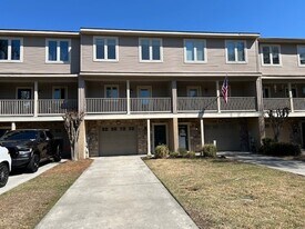 75 Ceasar Pl in Hilton Head Island, SC - Building Photo