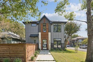 900 Haines Ave in Dallas, TX - Building Photo