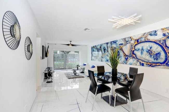 4607 W Fig St in Tampa, FL - Building Photo - Building Photo