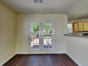 605 Daniel Ct in Nashville, TN - Foto de edificio - Building Photo