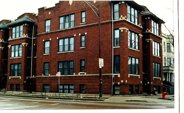 2303 N Kimball in Chicago, IL - Building Photo - Building Photo