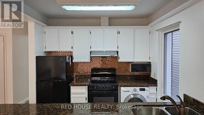 37 Connaught Ave in Toronto, ON - Building Photo - Building Photo