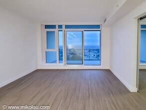 4458 Beresford St. in Burnaby, BC - Building Photo - Building Photo
