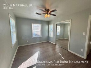 210 W Marshall Dr in Midwest City, OK - Building Photo - Building Photo