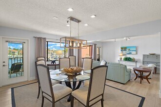 3170 Matecumbe Key Rd in Punta Gorda, FL - Foto de edificio - Building Photo