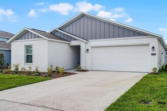1993 Sarah St in Winter Haven, FL - Building Photo - Building Photo