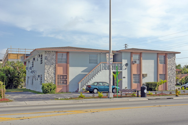 3217 W Flagler St in Miami, FL - Building Photo - Building Photo