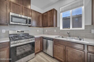 3466 Payton Wy in Fernley, NV - Building Photo - Building Photo