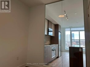 30 Dreamers Wy in Toronto, ON - Building Photo - Building Photo