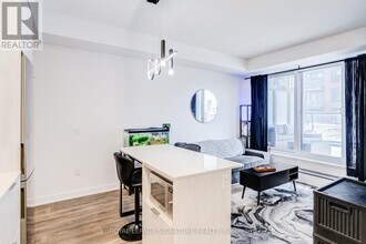 130 River St in Toronto, ON - Building Photo - Building Photo