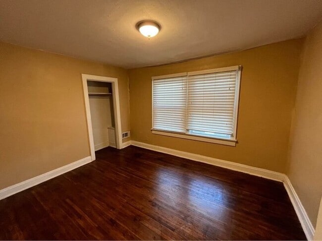 property at 257 Southwood Ave