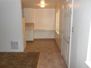 1032 State St in Redding, CA - Building Photo - Building Photo