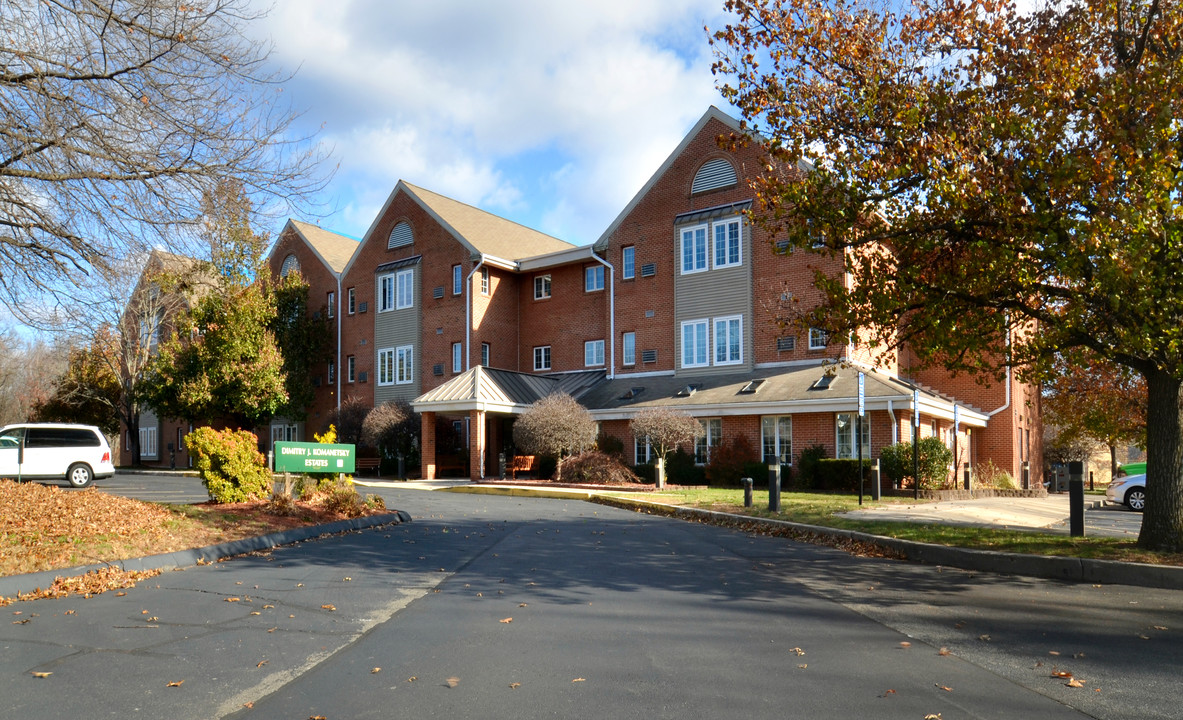 D.J. Komanetsky Estates in Bristol, CT - Building Photo