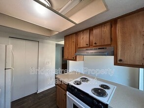 957 Taylorsview Dr in Vandalia, OH - Building Photo - Building Photo