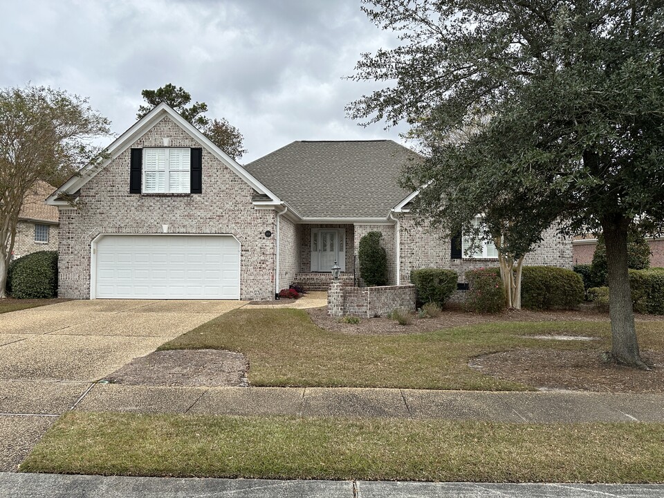 1104 Walbury Ct in Leland, NC - Building Photo