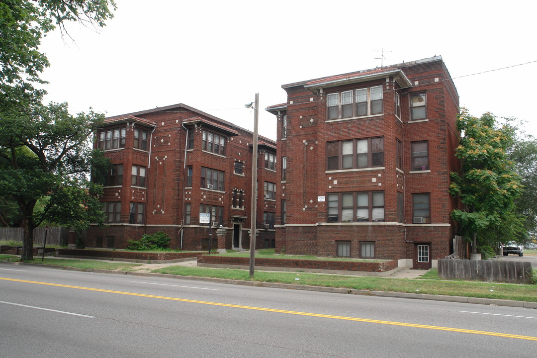 The Interdale Apartments in Wichita, KS - Foto de edificio