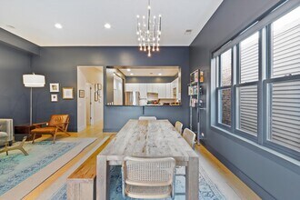 4532 N Damen Ave in Chicago, IL - Building Photo - Building Photo