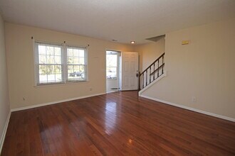 1410 Country Club Ct in Harrisonburg, VA - Foto de edificio - Building Photo