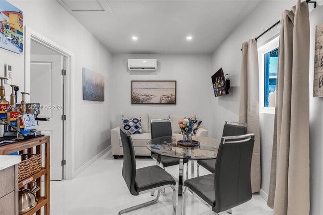 1430 NE 11th St in Homestead, FL - Building Photo - Building Photo