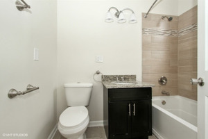 6350 S Rhodes Ave in Chicago, IL - Building Photo
