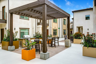 Student Living at La Verne Landing in La Verne, CA - Building Photo - Building Photo