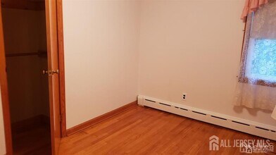 43 Hoffman Ave in South Amboy, NJ - Building Photo - Building Photo