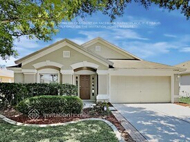 13018 Early Run Ln in Riverview, FL - Building Photo