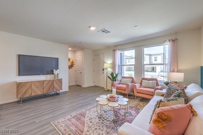 4939 Chapin Mesa Ave