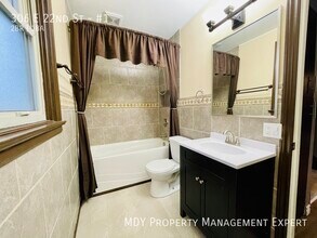 306 E 22nd St in Hamilton, ON - Building Photo - Building Photo