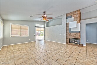 787 Telfer Ln in Henderson, NV - Building Photo - Building Photo
