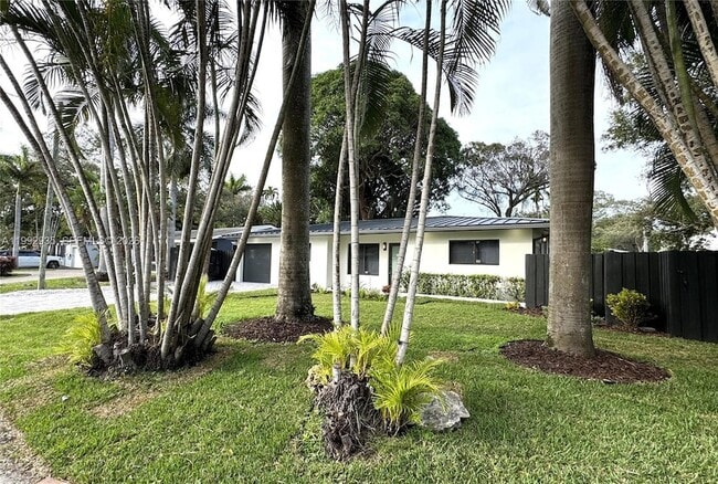 1341 SW 10th St in Fort Lauderdale, FL - Building Photo - Building Photo